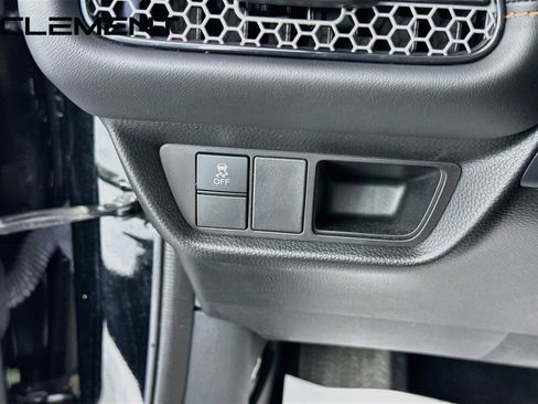 Used 2024 Honda HR-V Sport image 13