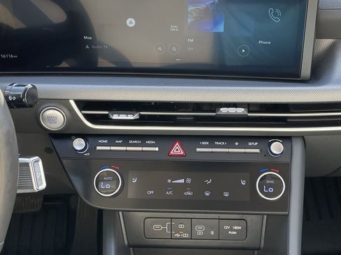 Used 2025 Hyundai Sonata SEL image 17