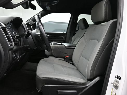 Used 2023 RAM 1500 Big Horn AWD/4WD image 4
