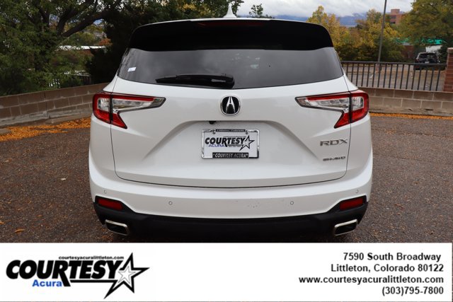 Used 2023 Acura RDX w/ Technology Package AWD/4WD image 5