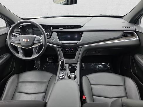 Used 2020 Cadillac XT5 Sportv w/ LPO, Floor Liner Package AWD/4WD image 9