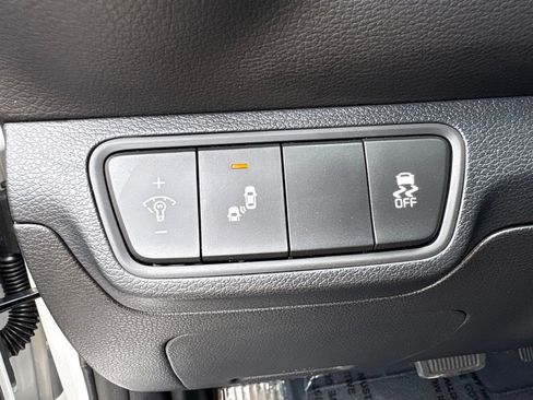 Used 2024 Kia Forte LXS w/ LXS Technology Package FWD image 26