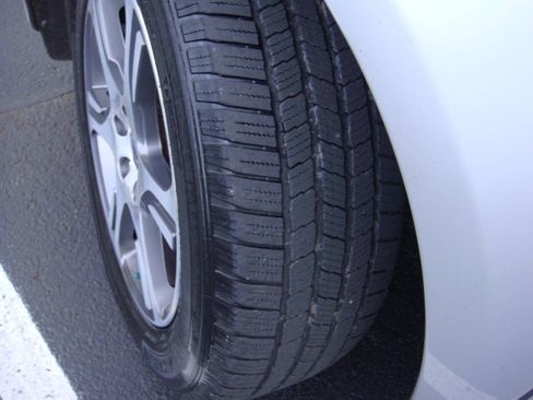 Used 2015 Volvo XC60 T6 AWD/4WD image 22