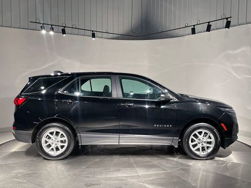 Used 2023 Chevrolet Equinox LS image 10