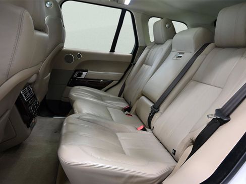Used 2017 Land Rover Range Rover HSE AWD/4WD image 14