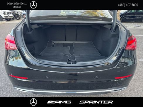 Used 2023 Mercedes-Benz C 300 Sedan image 5
