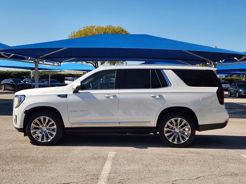 Used 2023 GMC Yukon Denali w/ Advanced Technology Package AWD/4WD image 3