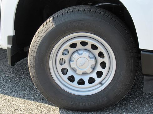 New 2025 Chevrolet Silverado 1500 W/T image 7