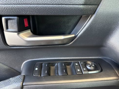 Used 2024 Toyota Tacoma TRD Off-Road w/ TRD Off Road Upgrade Package image 10