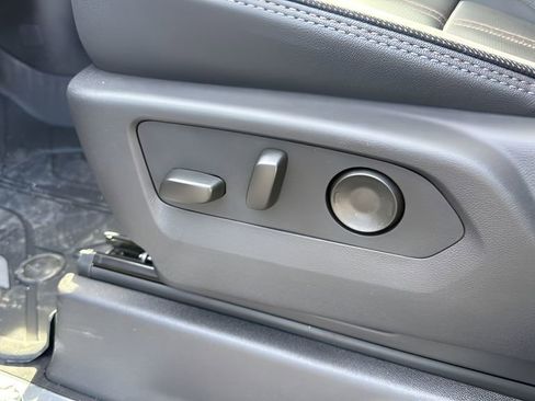 New 2026 Chevrolet Silverado 1500 High Country w/ High Country Premium Package AWD/4WD image 26