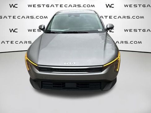 New 2025 Kia K4 LXS image 4
