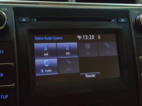 Used 2017 Toyota Camry LE FWD image 13