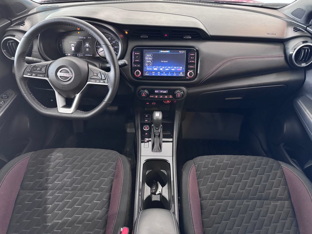 Used 2022 Nissan Kicks SR FWD image 11