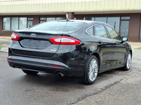 Used 2014 Ford Fusion SE w/ Equipment Group 202A FWD image 5