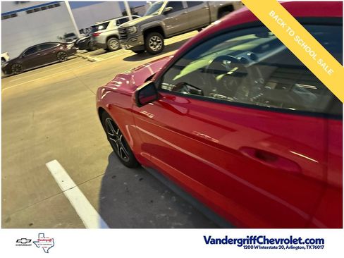 Used 2019 Ford Mustang Coupe w/ Equipment Group 101A RWD image 10