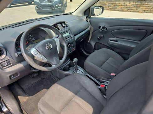 Used 2016 Nissan Versa S FWD image 15