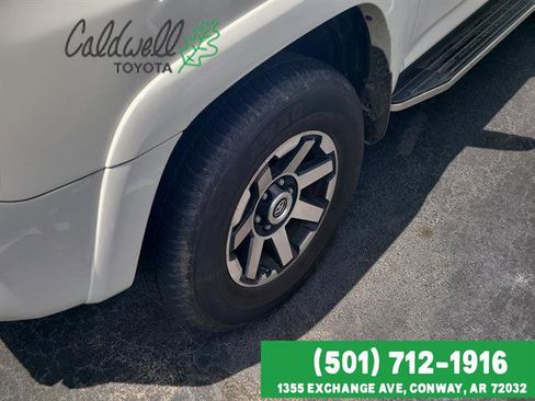 Certified 2020 Toyota 4Runner TRD Off-Road Premium AWD/4WD image 4