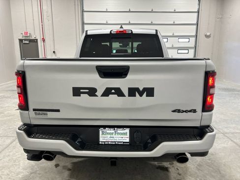 New 2026 RAM 1500 Big Horn AWD/4WD image 7
