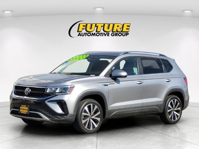 Used 2024 Volkswagen Taos SE FWD image 5