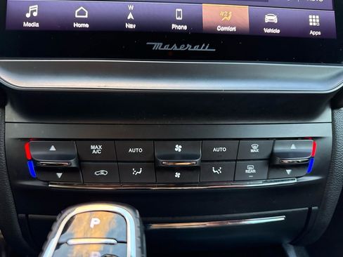 Used 2022 Maserati Ghibli Modena Q4 image 34