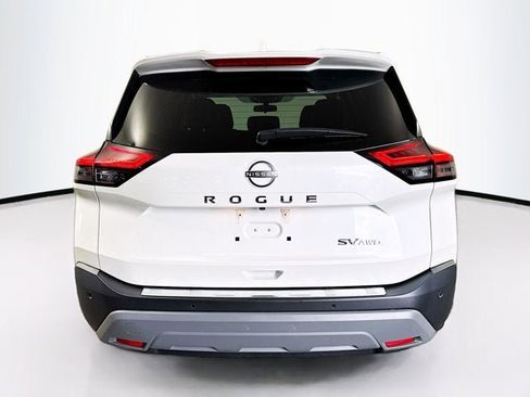 Certified 2023 Nissan Rogue SV w/ SV Premium B Package AWD/4WD image 6