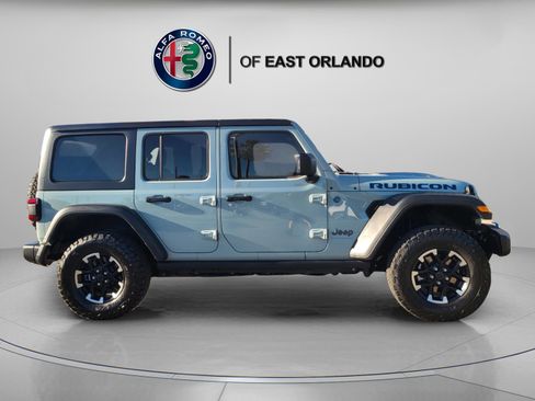 Used 2024 Jeep Wrangler Unlimited Rubicon 4xe w/ Technology Group image 9