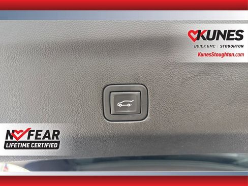 Used 2023 GMC Yukon SLT image 39