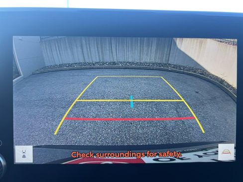 Used 2025 Toyota RAV4 XLE image 38