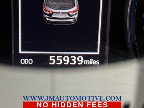 Used 2017 Toyota Highlander Limited image 24