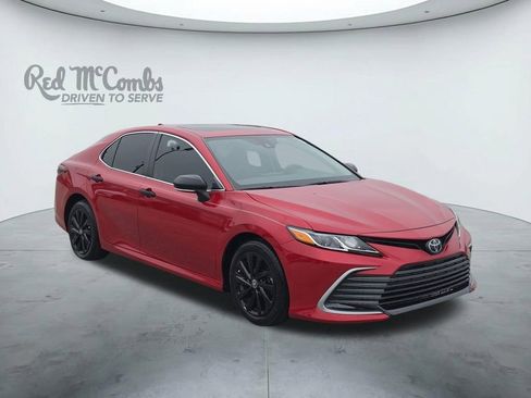 Used 2024 Toyota Camry LE w/ Convenience Package FWD image 7