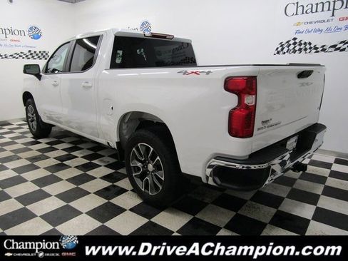 Certified 2024 Chevrolet Silverado 1500 LT image 11