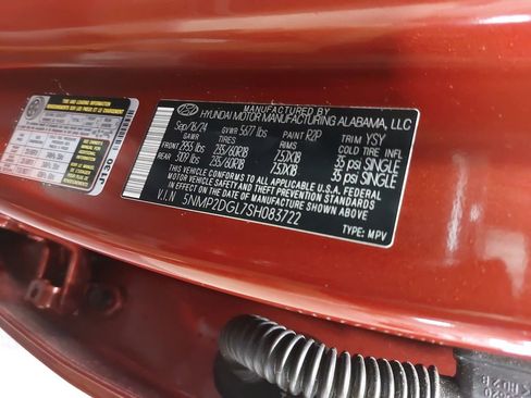 Certified 2025 Hyundai Santa Fe SEL image 36