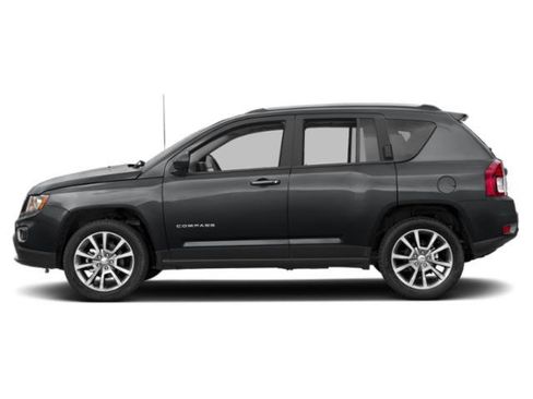 Used 2015 Jeep Compass Latitude image 4