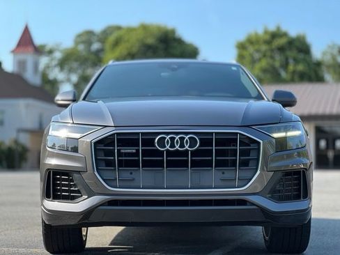 Used 2019 Audi Q8 Premium w/ Convenience Package AWD/4WD image 2