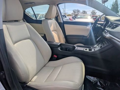 Used 2012 Lexus CT 200h Premium w/ Premium Audio Pkg image 20