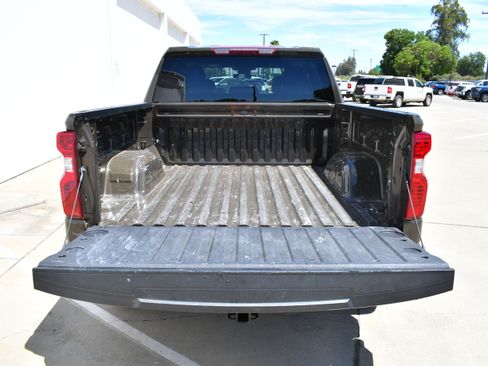 Used 2023 Chevrolet Silverado 1500 LT RWD image 8