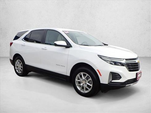 Certified 2024 Chevrolet Equinox LT image 6