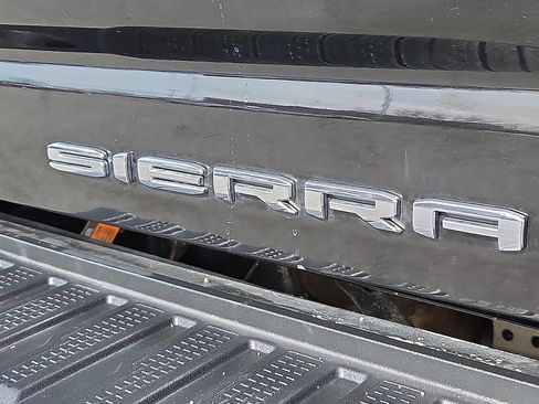 Certified 2021 GMC Sierra 2500 Denali image 9