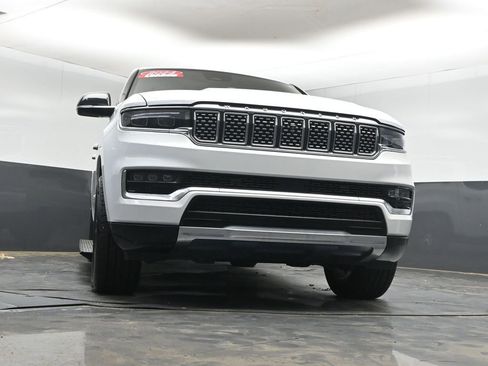 Used 2024 Jeep Grand Wagoneer L 4WD image 33