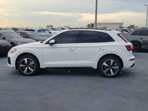 Certified 2023 Audi Q5 2.0T Prestige w/ Prestige Package AWD/4WD image 3