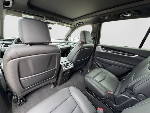 Used 2024 Cadillac XT6 Premium Luxury w/ LPO, Floor Liner Package AWD/4WD image 14