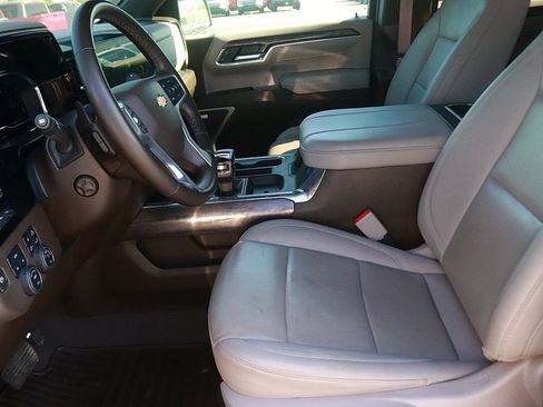 Used 2024 Chevrolet Silverado 1500 LTZ w/ Technology Package AWD/4WD image 15