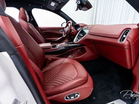 Used 2021 Aston Martin DBX AWD/4WD image 48