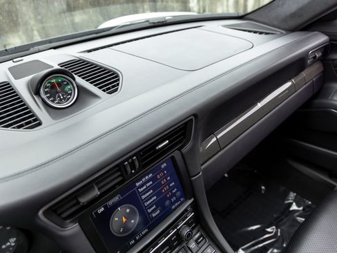 Used 2013 Porsche 911 Carrera S RWD image 36