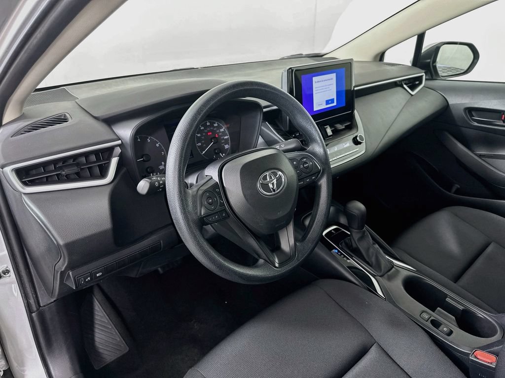 Used 2024 Toyota Corolla LE FWD image 9