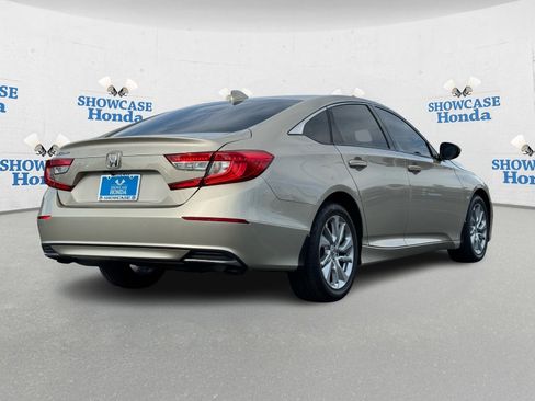 Used 2019 Honda Accord LX image 8