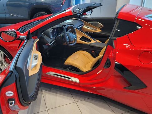 Used 2025 Chevrolet Corvette Stingray image 19