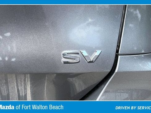 Used 2018 Nissan Rogue SV FWD image 21