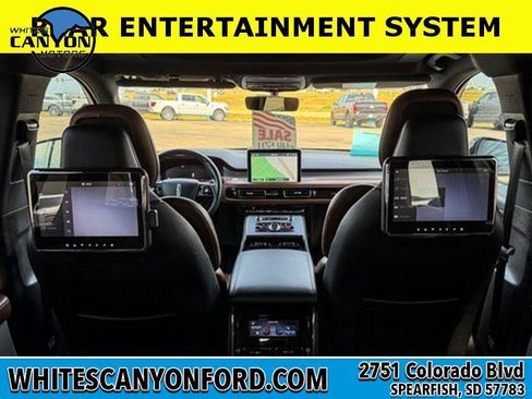 Used 2023 Lincoln Aviator Reserve w/ Equipment Group 201A AWD/4WD image 17