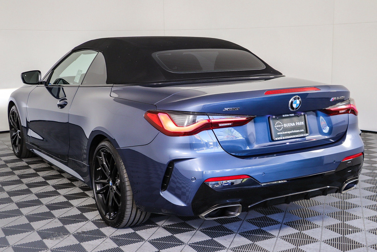 Used 2024 BMW 440i xDrive Convertible AWD/4WD image 6